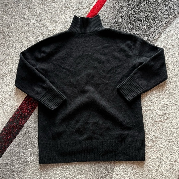 Vince Black Cashmere Turtleneck Pullover Sweater - Picture 4 of 4